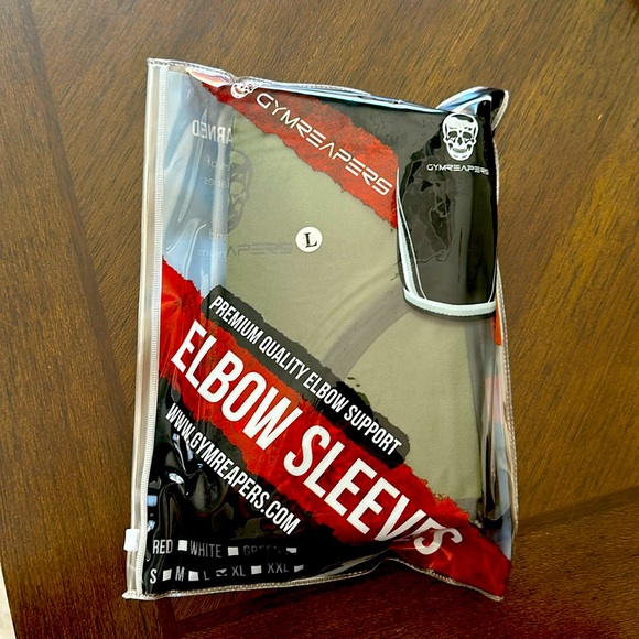 Elbow Brace for support & compression for powerlifting, weightlifting. - Picture 1 of 3